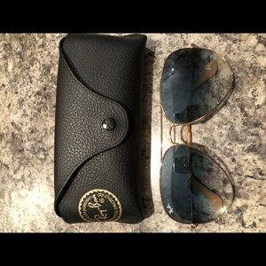 Ray-Ban Classic Gold/Blue Frame sunglasses.